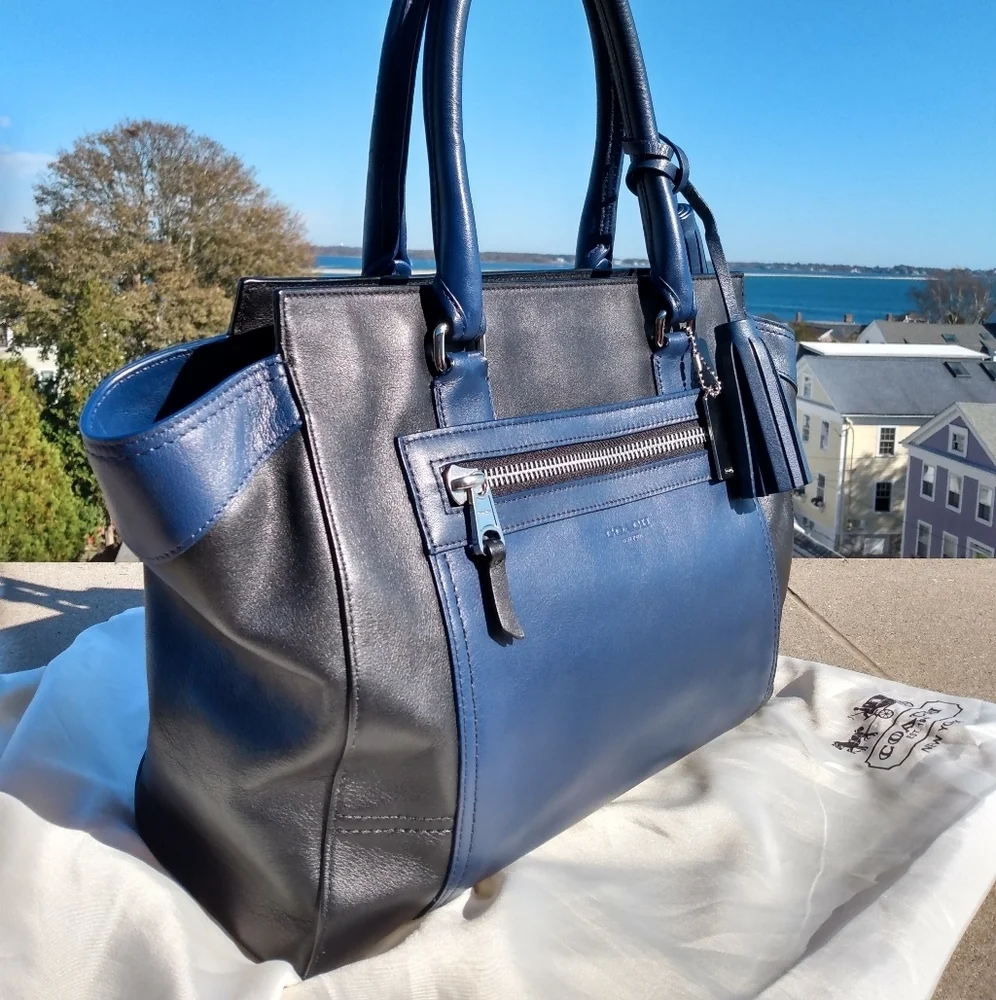 New, Coach Legacy Colorblock Candace Carryall - Picture 6 of 15